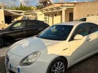 Usata Alfa Romeo Giulietta 105 CV (77 kW) 2012 Bianco Utilitaria