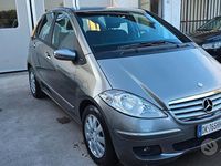 Usata Mercedes A180 Classic 108 CV (79 kW) 2008 Grigio Berlina