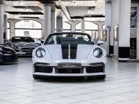 Usata Porsche 992 650 CV (478 kW) 2022 Gesso Cabrio