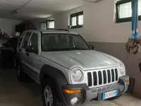 Usata Jeep Cherokee 150 CV (110 kW) 2003 SUV