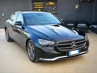 Usata Mercedes E200 Premium Plus 160 CV (117 kW) 2021 Marrone Berlina