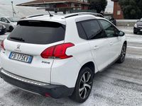 Usata Peugeot 2008 99 CV (72 kW) 2016 Bianco SUV