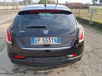 Begagnad Lancia Delta Gold 120 HK (88 kW) 2013 Svart Halvkombi