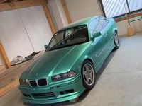 Begagnad BMW 323 170 HK (125 kW) 1997 Grön Sportkupé