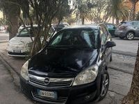 Usata Opel Astra 68 CV (50 kW) 2009 Nero Station wagon
