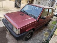 Usata Fiat 750 34 CV (25 kW) 1992 Rosso Berlina