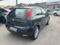 Usata Fiat Punto 77 CV (56 kW) 2015 Grigio Utilitaria