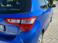 Usata Toyota Yaris Hybrid Active 73 CV (53 kW) 2020 Blu/azzurro Berlina