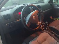 Usata VW Golf IV 140 CV (102 kW) 2004 Grigio Berlina