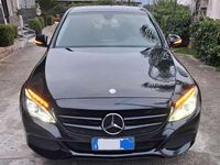 Usata Mercedes C220 Elegance 170 CV (125 kW) 2014 Nero Berlina
