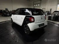 Usata Smart ForFour Edition #1 71 CV (52 kW) 2015 Bianco Utilitaria