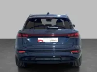 Usata Audi Q6 e-tron Business 284 kW (387 CV) 2025 Blu plasma metallizzato SUV