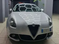 Usata Alfa Romeo Giulietta Ti 120 CV (88 kW) 2020 Argento Utilitaria