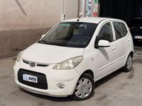 Usata Hyundai i10 Edition 69 CV (50 kW) 2013 Bianco Utilitaria