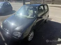 Usata Fiat 600 54 CV (39 kW) 2007 Viola Utilitaria