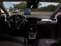 Usata Renault Captur 91 CV (66 kW) 2022 Grigio SUV