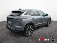 Usata Renault Clio Techno 200 CV (147 kW) 2023 Grigio Utilitaria