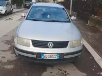 Usata VW Passat 125 CV (91 kW) 1999 Grigio Station wagon