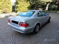 Usata Mercedes CLK200 Elegance 192 CV (141 kW) 2001 Argento Coupé