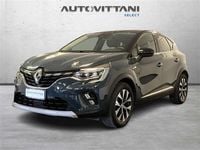 Usata Renault Captur Techno 145 CV (106 kW) 2023 Blu scuro SUV