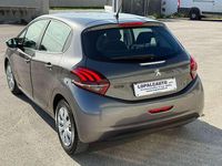 Usata Peugeot 208 Active 102 CV (75 kW) 2018 Grigio Utilitaria