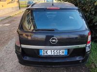 Usata Opel Astra 82 CV (60 kW) 2007 Nero Station wagon