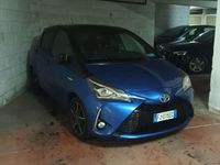 Usata Toyota Yaris Hybrid Edition 73 CV (53 kW) 2017 Blu/azzurro Berlina