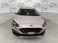 Usata Ford Focus Active 125 CV (91 kW) 2020 Argento Utilitaria