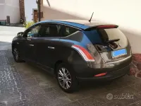 Usata Lancia Delta 120 CV (88 kW) 2010 Grigio Utilitaria