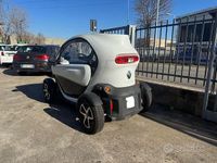 Usata Renault Twizy Life 8 kW (11 CV) 2021 Bianco Utilitaria