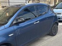 Usata Lancia Ypsilon 69 CV (50 kW) 2022 Blu Utilitaria