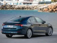 Nuova Skoda Octavia Style 150 CV (110 kW) 2025 Argento Berlina