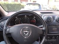 Usata Dacia Sandero Stepway 90 CV (66 kW) 2016 Bianco Berlina