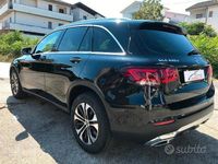 Usata Mercedes GLC220 Executive 194 CV (142 kW) 2021 Nero pastello SUV