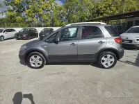 Usata Fiat Sedici Dynamic 120 CV (88 kW) 2007 Grigio SUV