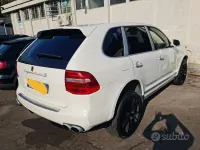 Usata Porsche Cayenne Turbo S 549 CV (403 kW) 2009 Bianco SUV