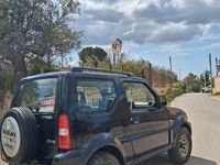 Usata Suzuki Jimny 86 CV (63 kW) 2008 Nero SUV