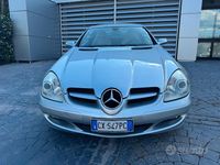 Usata Mercedes SLK200 163 CV (119 kW) 2005 Grigio Cabrio