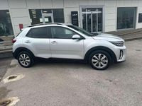 Usata Kia Stonic Style 82 CV (60 kW) 2023 Lunar silver SUV