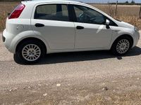 Usata Fiat Grande Punto 86 CV (63 kW) 2015 Bianco Utilitaria