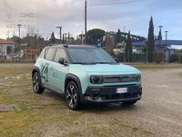 Usata Renault R4 Komfort 106 CV (77 kW) 2025 Blu/azzurro Berlina