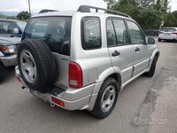 Usata Suzuki Grand Vitara 109 CV (80 kW) 2002 Grigio SUV