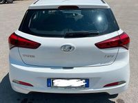 Usata Hyundai i20 Classic 75 CV (55 kW) 2018 Bianco Berlina
