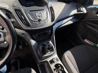Usata Ford Kuga 140 CV (102 kW) 2014 Grigio SUV