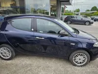 Usata Lancia Ypsilon 69 CV (50 kW) 2016 Bluazzurro Utilitaria