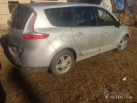 Usata Renault Scenic E-Tech 130 CV (95 kW) 2011 Grigio Monovolume