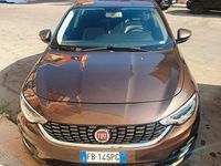 Usata Fiat Tipo 120 CV (88 kW) 2015 Marrone Berlina