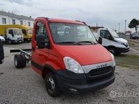 Usata Iveco Daily 126 CV (92 kW) 2014 Rosso