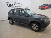 Usata Dacia Duster Lauréate 101 CV (74 kW) 2014 Blu SUV