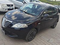 Usata Lancia Ypsilon Gold 95 CV (69 kW) 2013 Blu Utilitaria